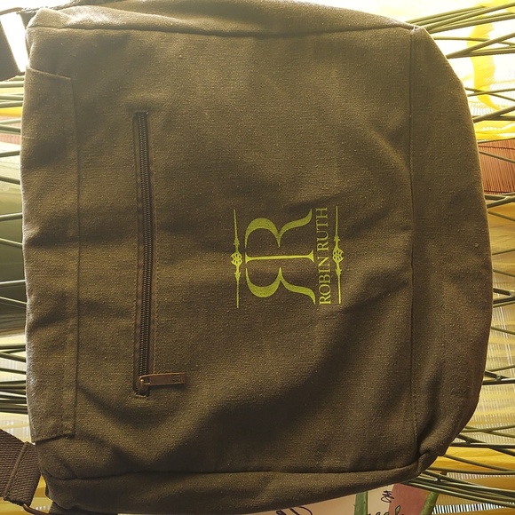 Robin Ruth | Bags | Robin Ruth Limited Edition Jamaica Canvas Messenger ...